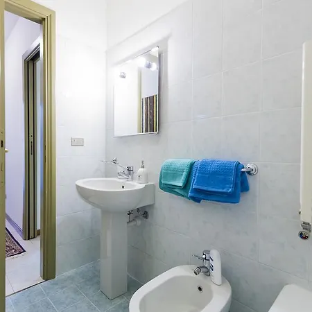 Santa Marta Dependance Apartment Lecco
